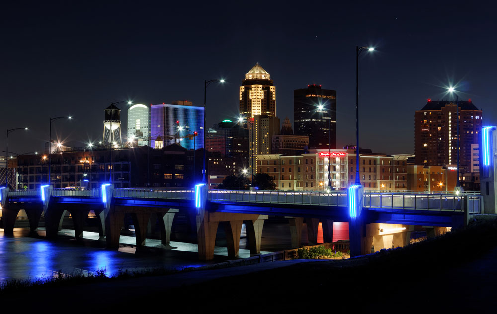 Downtown Des Moines Skyline At Night